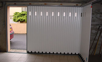 atlantide-portes-garage-laterales-portillon-fontion-portillon